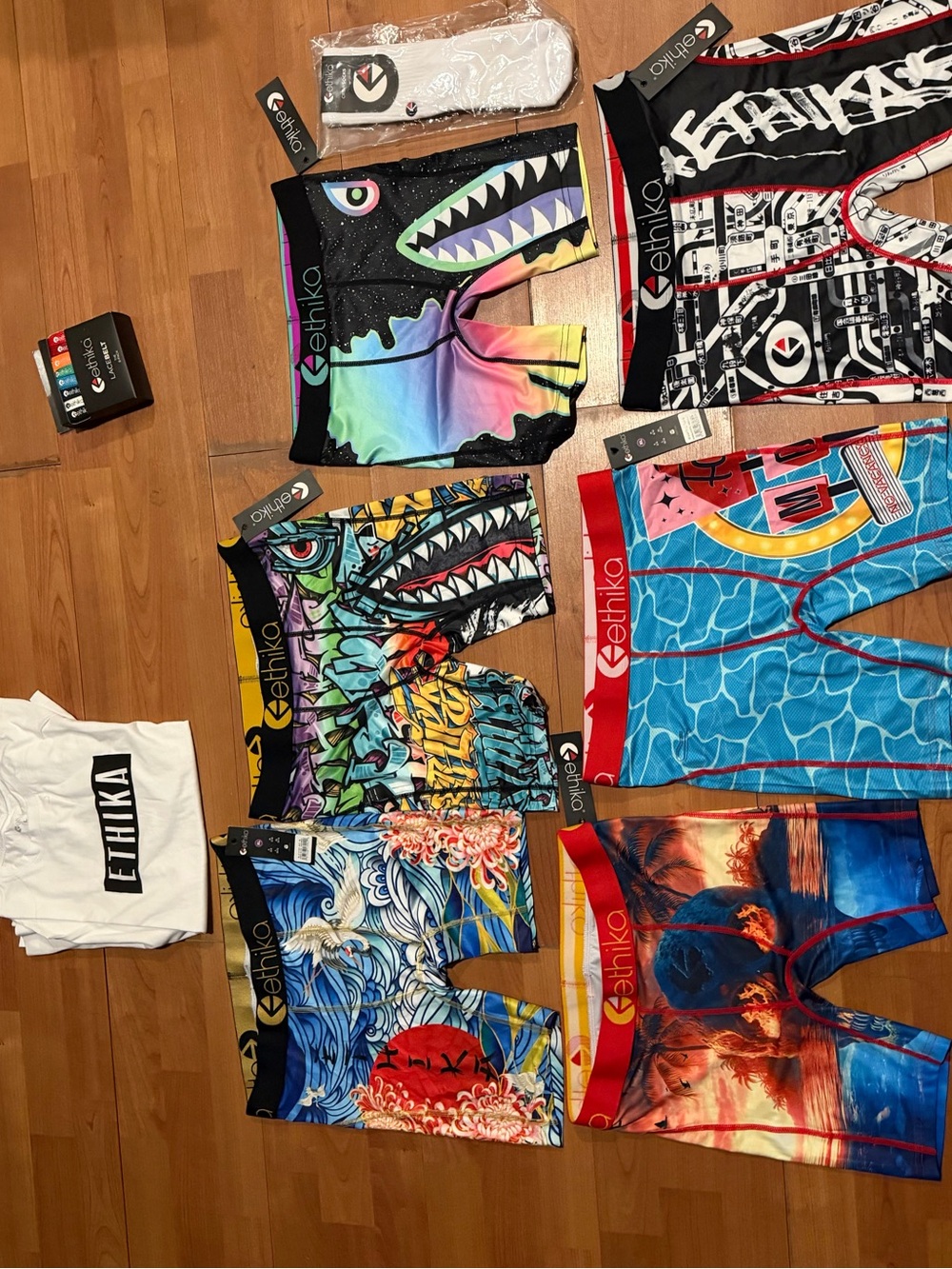 XL ethika Kids boys gift pack- boxer briefs NWT, shirt, socks lace belts NWT XL